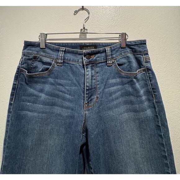 Talbots Flawless Five Pocket Jeans Women’s Size 8 Boyfriend Medium Wash Denim - Picture 2 of 10